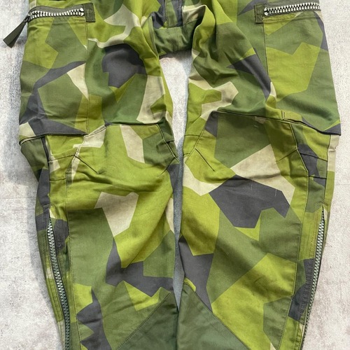 90s スウェーデン軍 実物 M90 フィールドパンツ 170/75 w33 詳細写真4