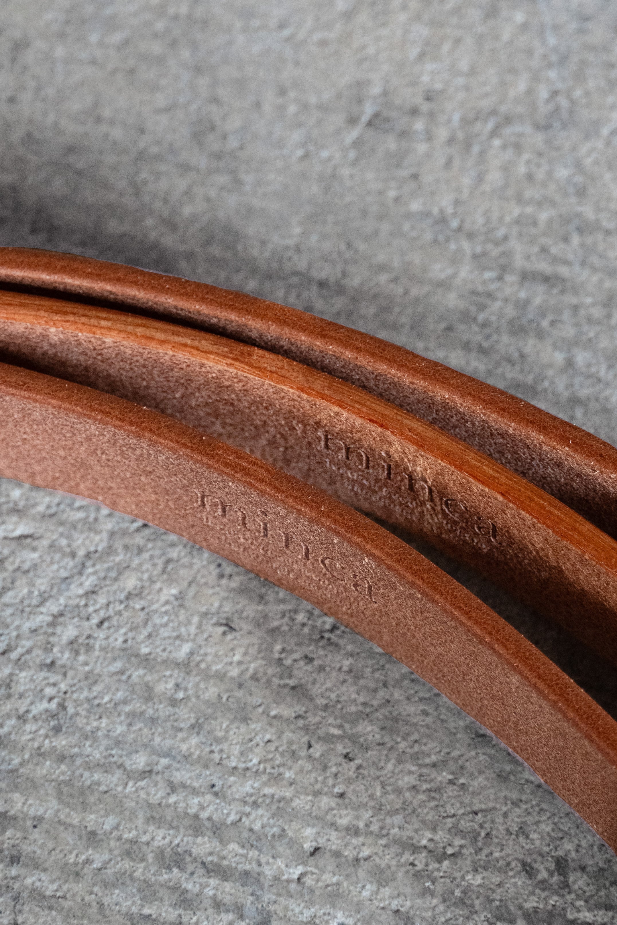 TAN / 幅30mm ハーネスレザーベルト 01 / 丘染め【送料無料】 | 高級