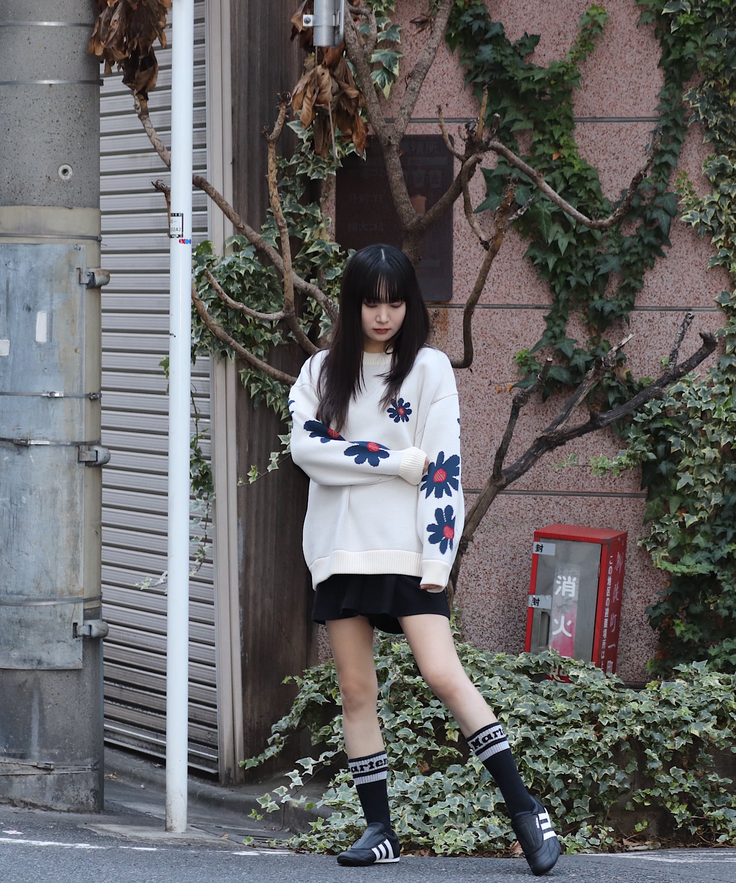 ATELANE Polyester airy sleeve flower crew knit (OFF) 25A-21034