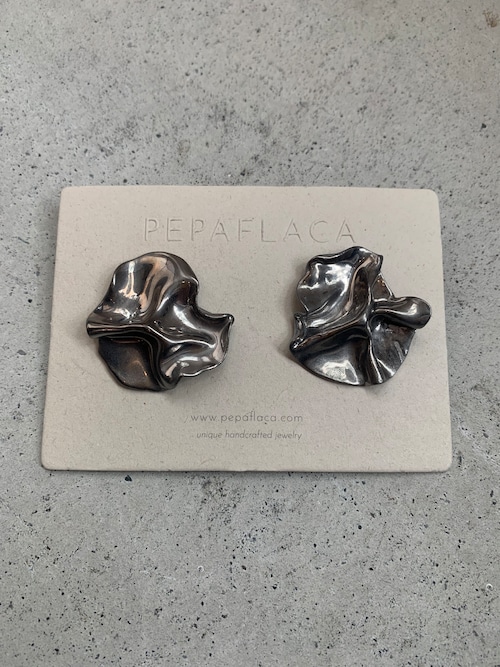 PEPAFLACA　PAOLA EARRINGS