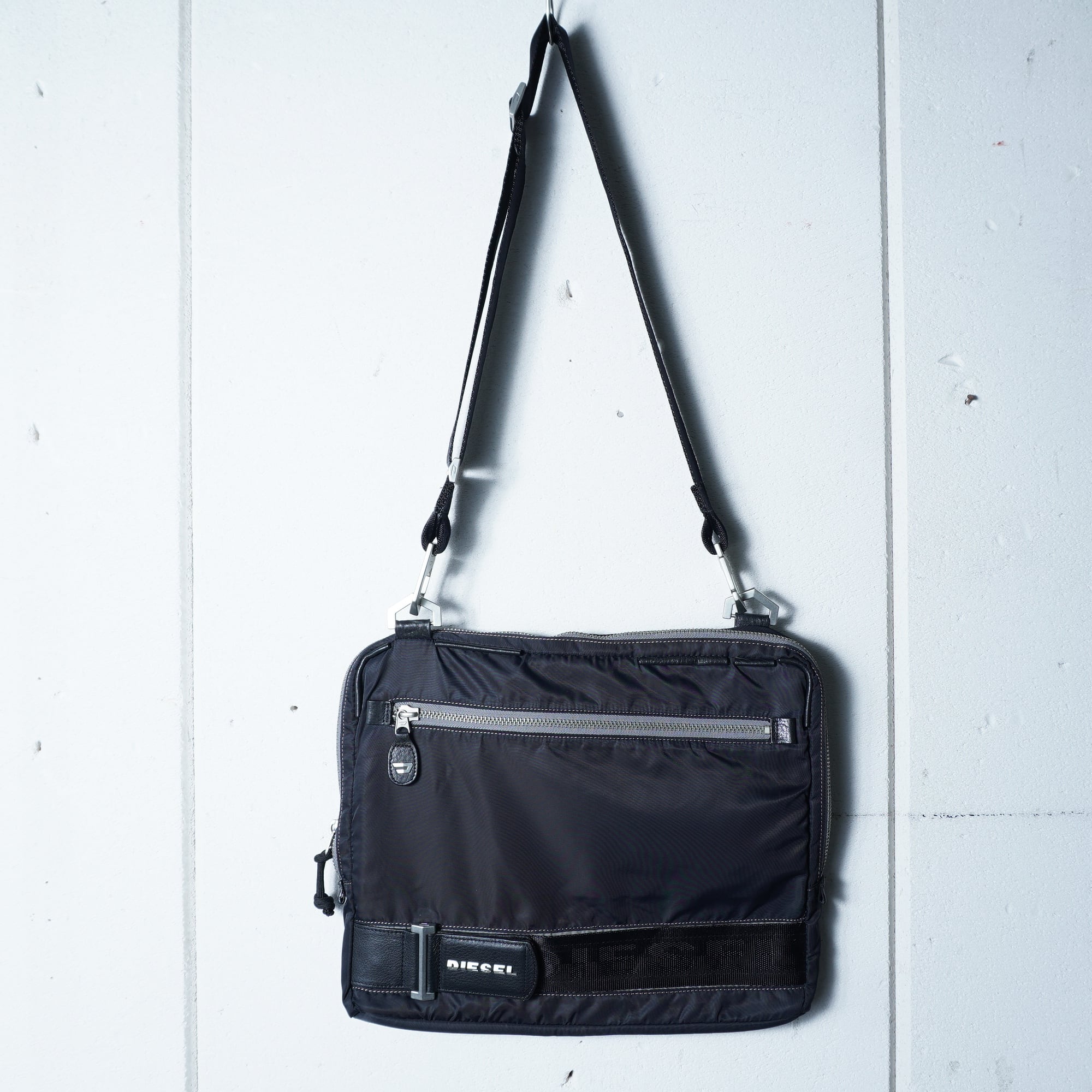 DIESEL】ディーゼル ナイロンショルダーPCバッグ black | MIXHIVE