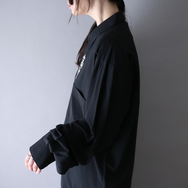 "刺繍" and antique design button fry-front minimal mode shirt