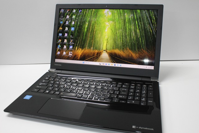 中古一体型デスクトップPC】Dell〈Inspiron 5400 AIO〉Intel Core i5 