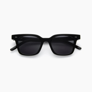 AKILA LA / Hi-fi black