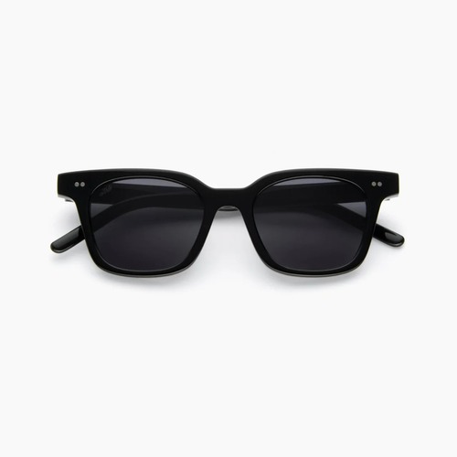 AKILA LA / Hi-fi black