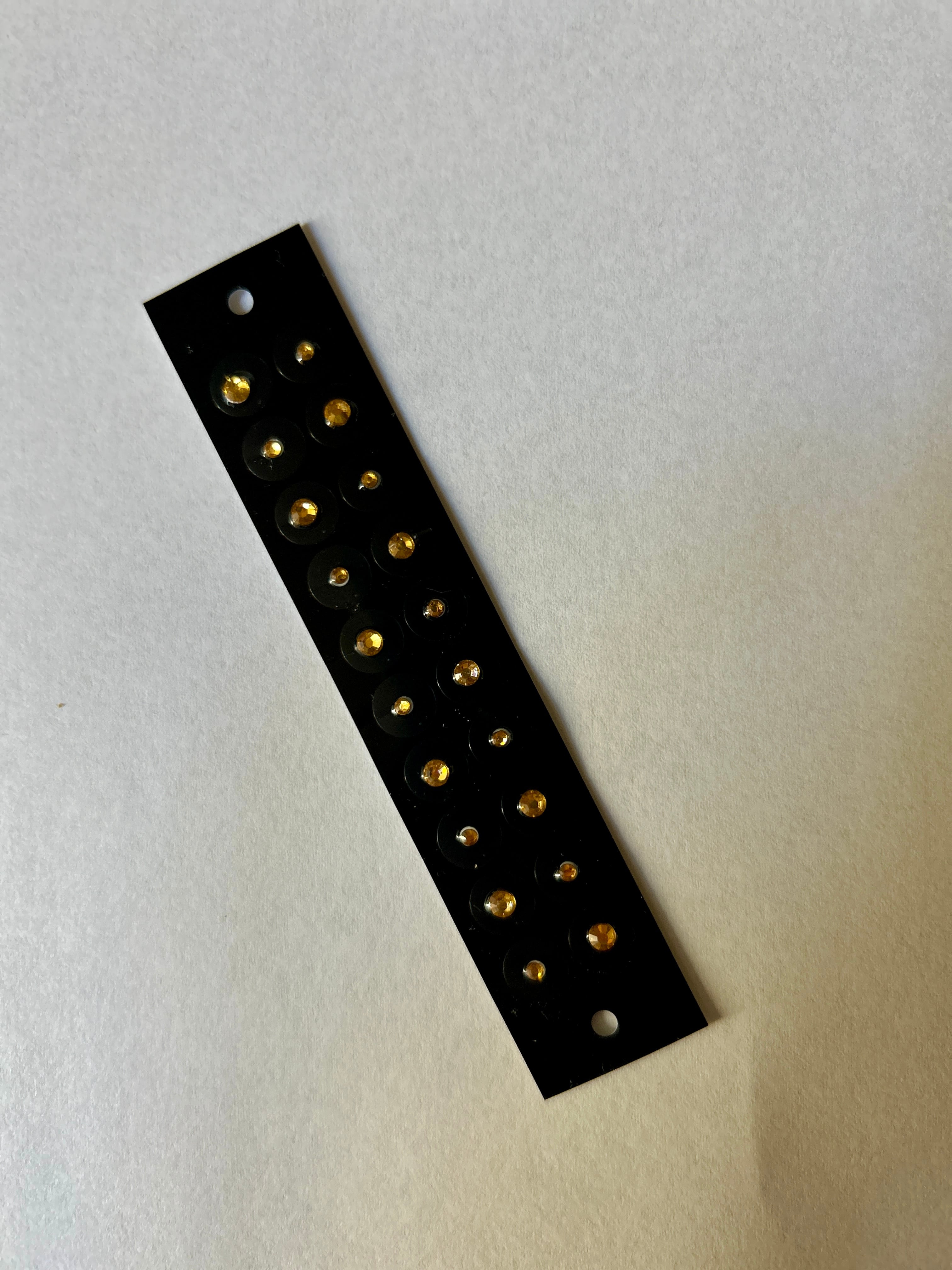 【023】耳つぼジュエリーシール