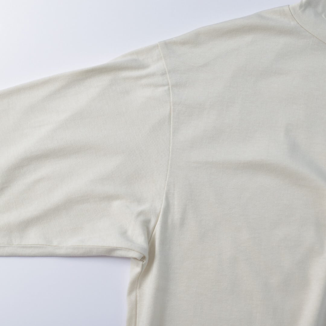 atelier naruse アトリエナルセ コットン ハイネックカットソー・サンドベージュ