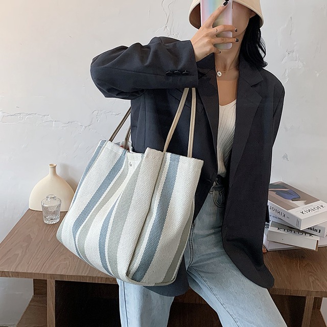 大容量のキャンバスバッグのシンプルなカジュアルなワンショルダートートバッグのバッグレディース2020年人気の新しい流行のファッションバージョン Tiancai_Wing_Bag4474699