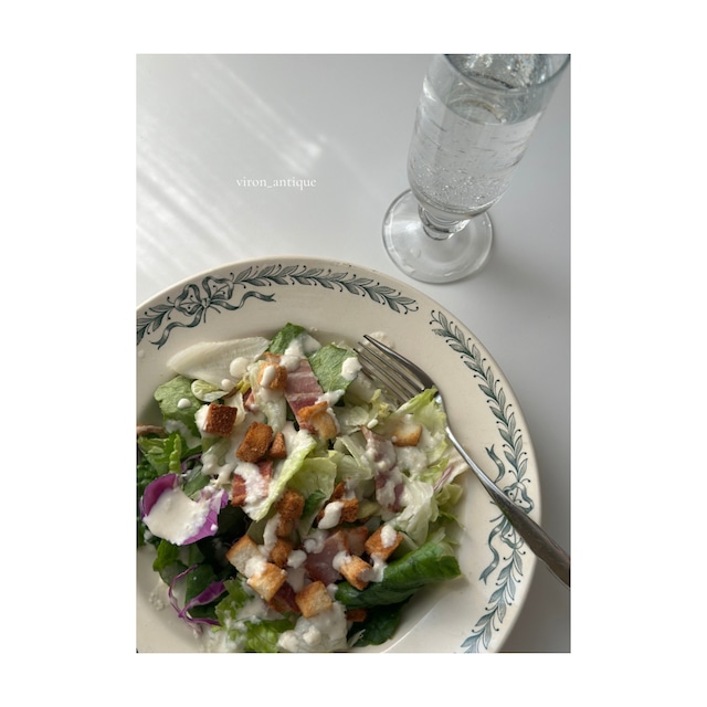 Longchamp ロンシャン　/  “Belleville”  リボンリースの深皿プレート　a