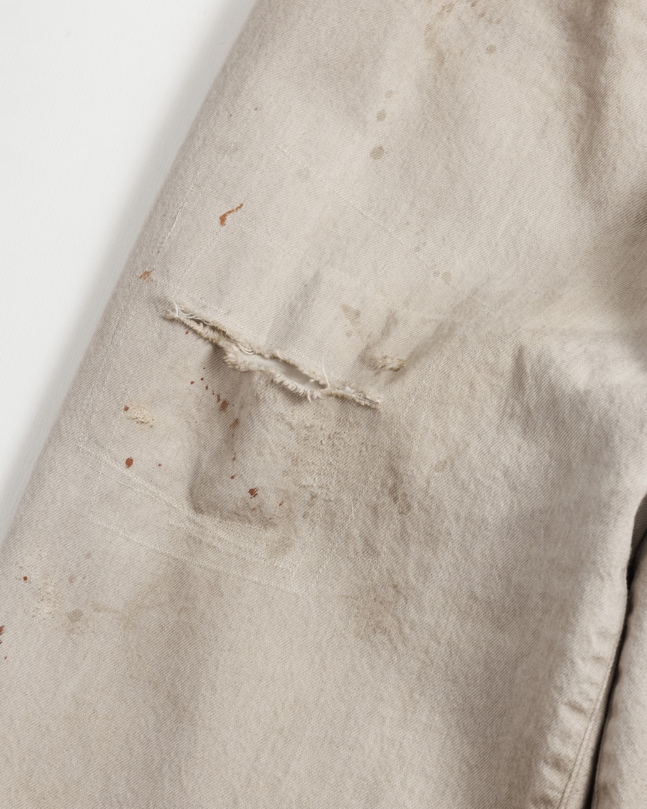 ANACHRONORM / REMAKED TUCK WIDE DENIM PANTS