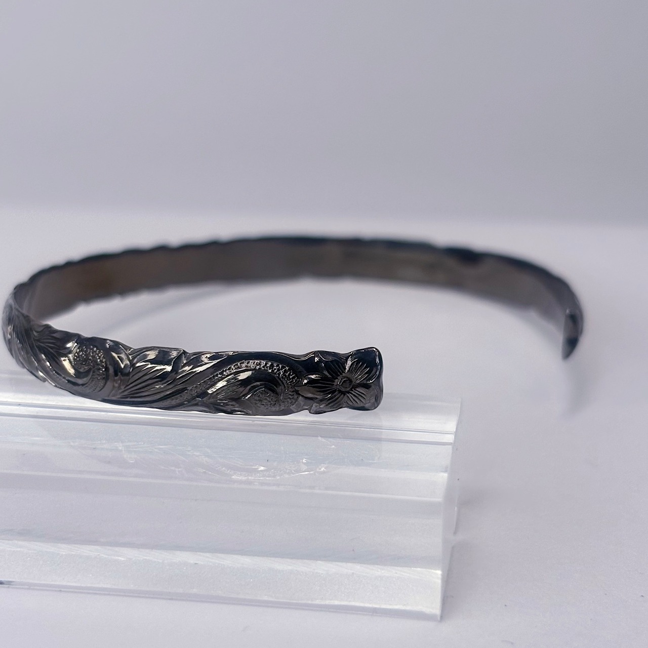 Heritage Bangle -Black-