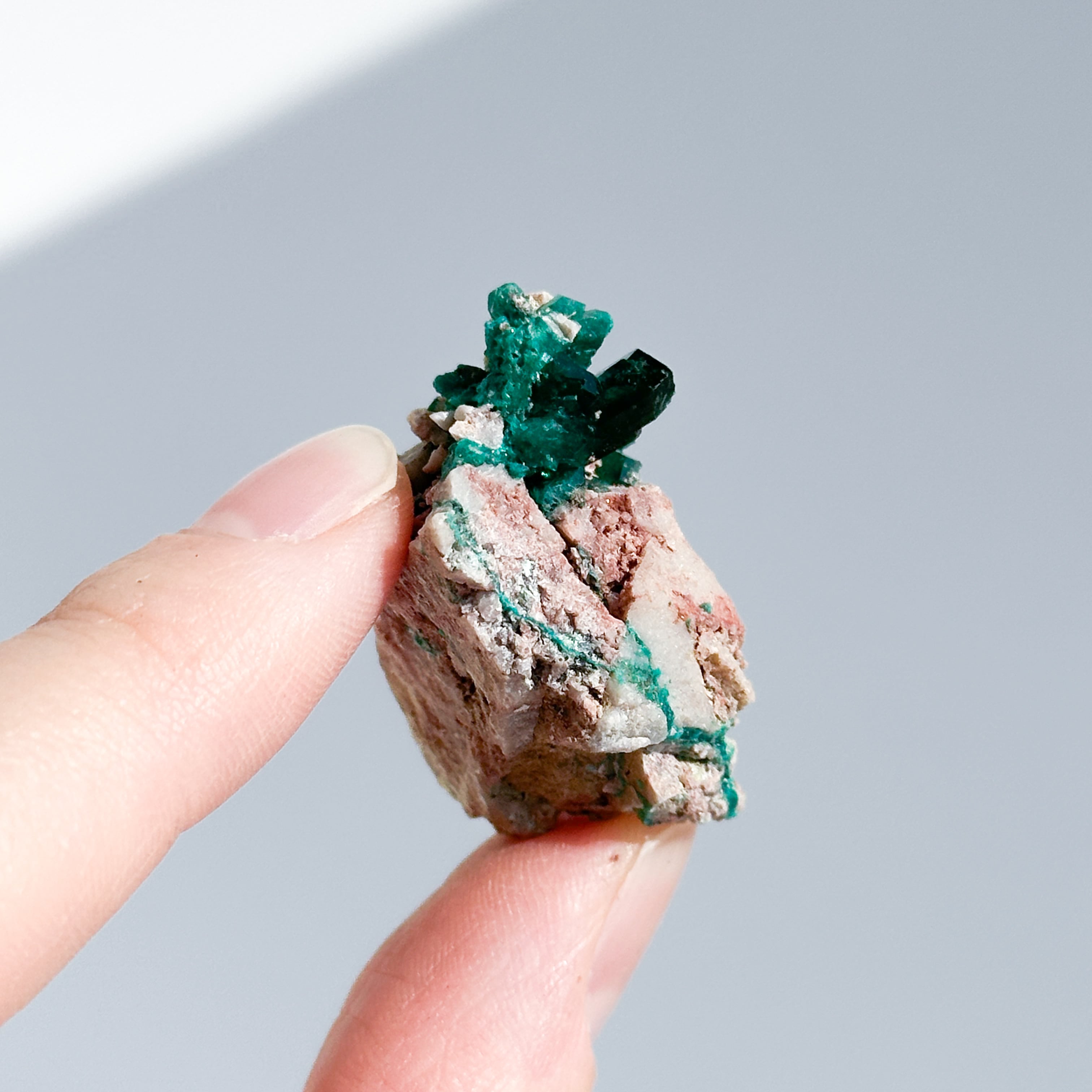 最高品質 ダイオプテーズ インクォーツ 鉱物 標本 原石 ダイオプテーズ 原石15◇Dioptase◇パワ ーストーン・天然石・鉱石