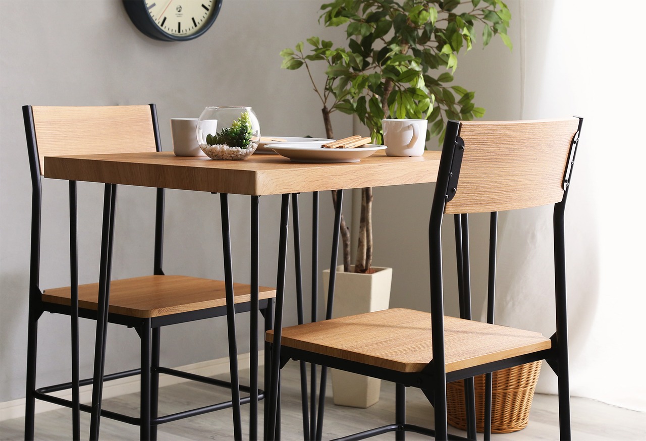 ヴィンテージ背もたれ付きチェア2脚セット