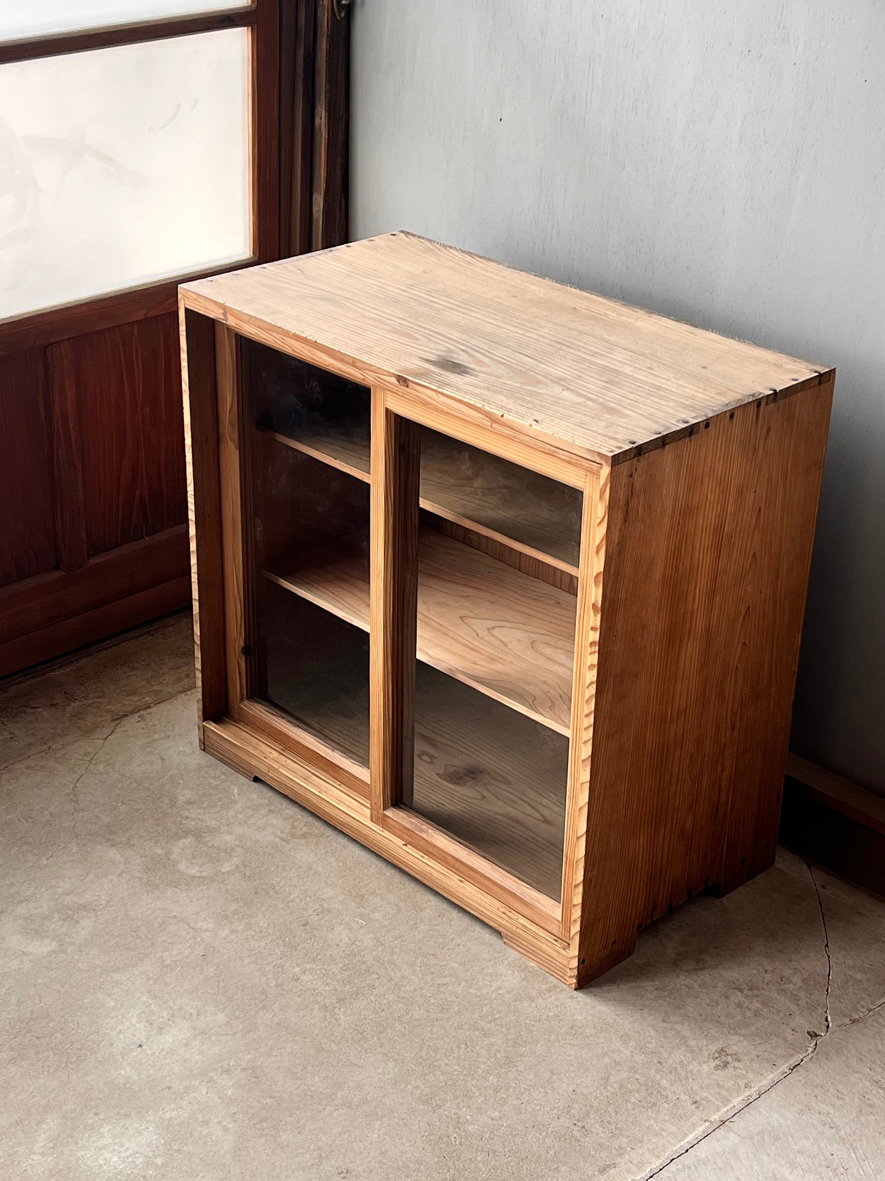 Legacy Market［レガシーマーケット］｜古道具・古家具の販売