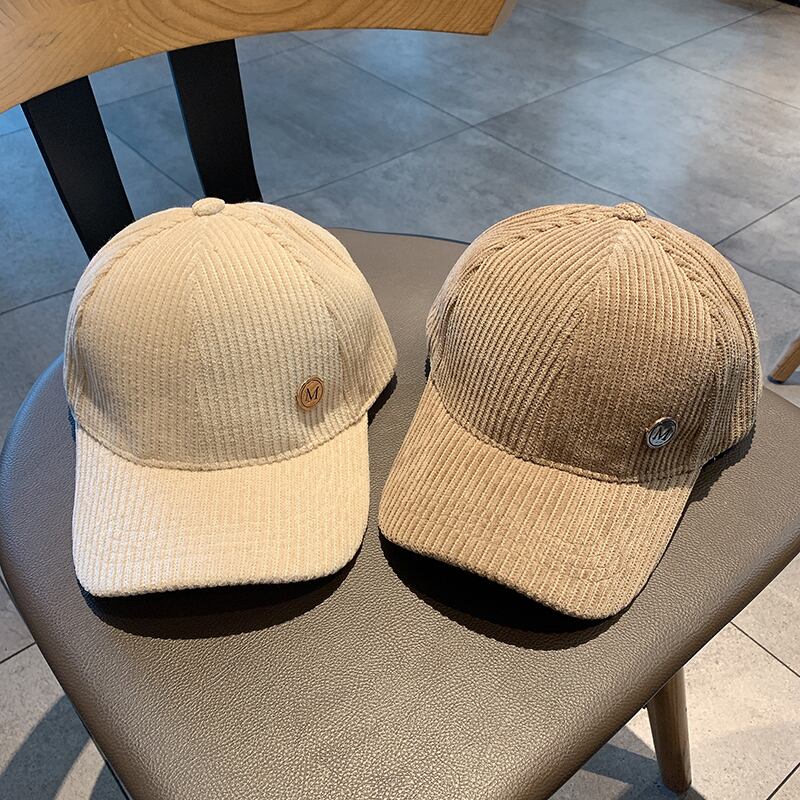 オータムウィンターキャップ コーデュロイ 秋物 冬物 ブラック・アイド・ピーズ2140838235