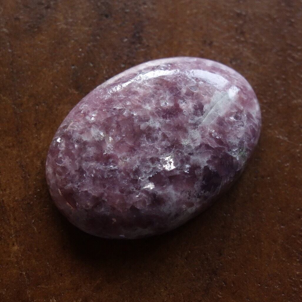 A533 天然石　レピドライトシリカ ルース A533 天然石 レピドライトシリカ ルース｜Yahoo!フリマ（旧PayPayフリマ）