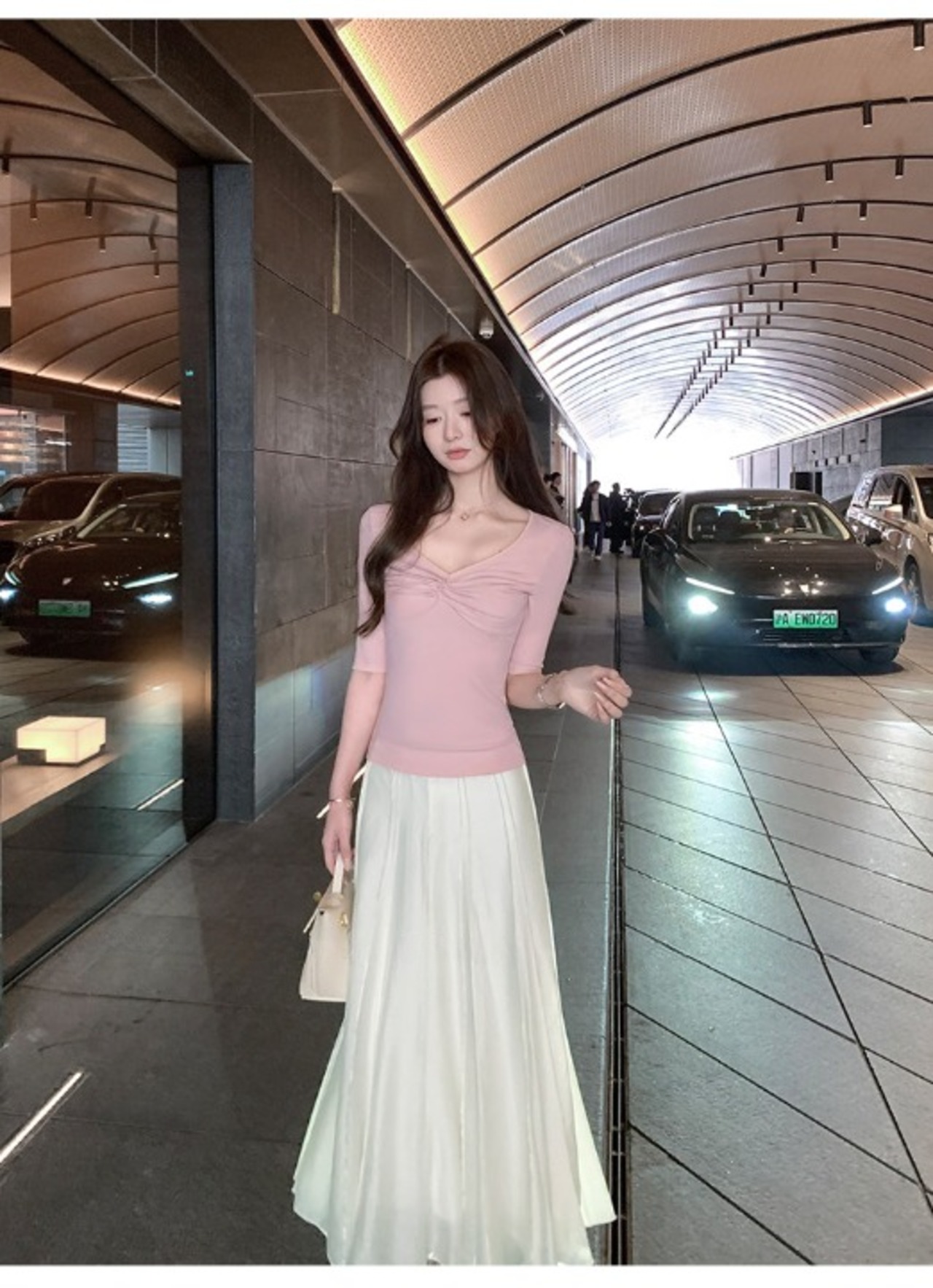 Glossy Material Pleated Flare Long Skirt【H00072】
