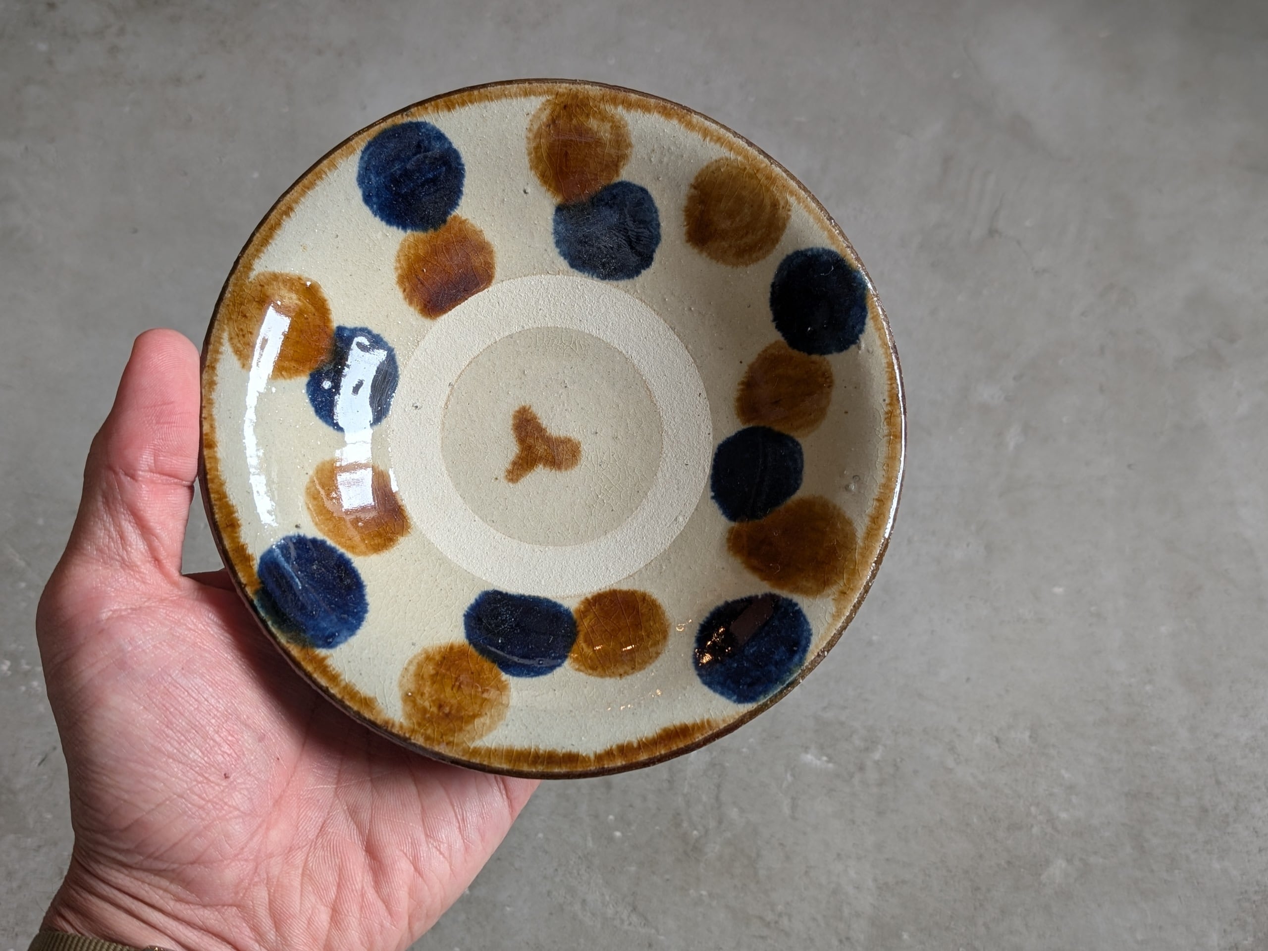 やちむん 5寸皿（三彩・3色） | 勝窯 | inoya | Basic Life Store