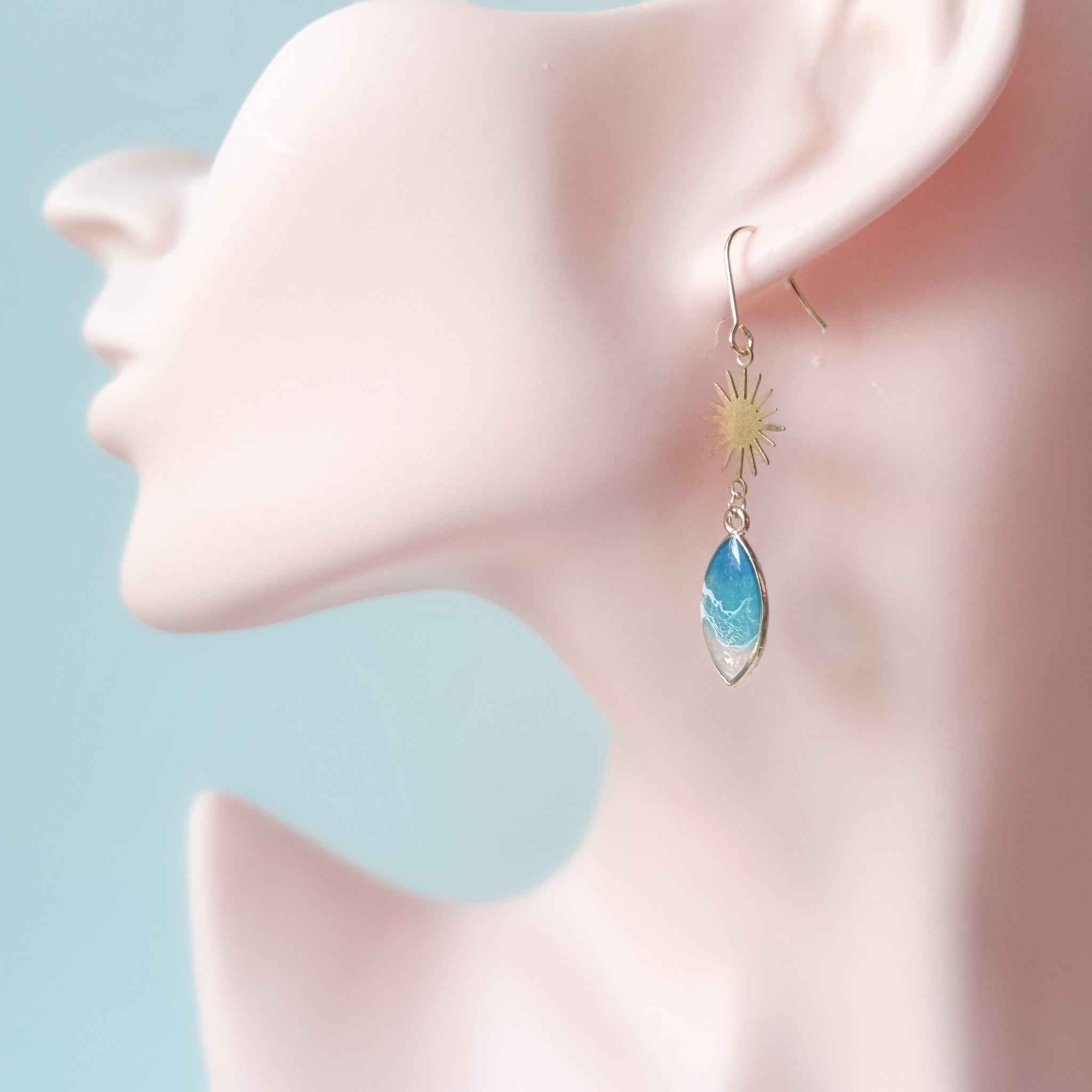 海色ピアス・イヤリング＊海レジンアート オーシャンアート | 花と海と