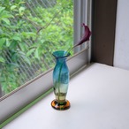 雨降って地固まる花瓶