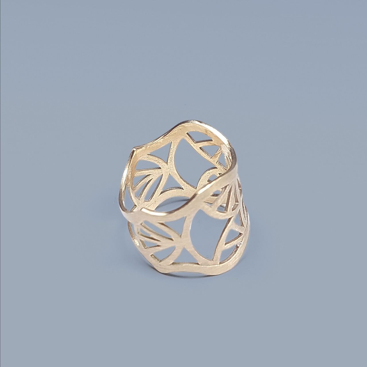K10 Ancient Pattern Ring