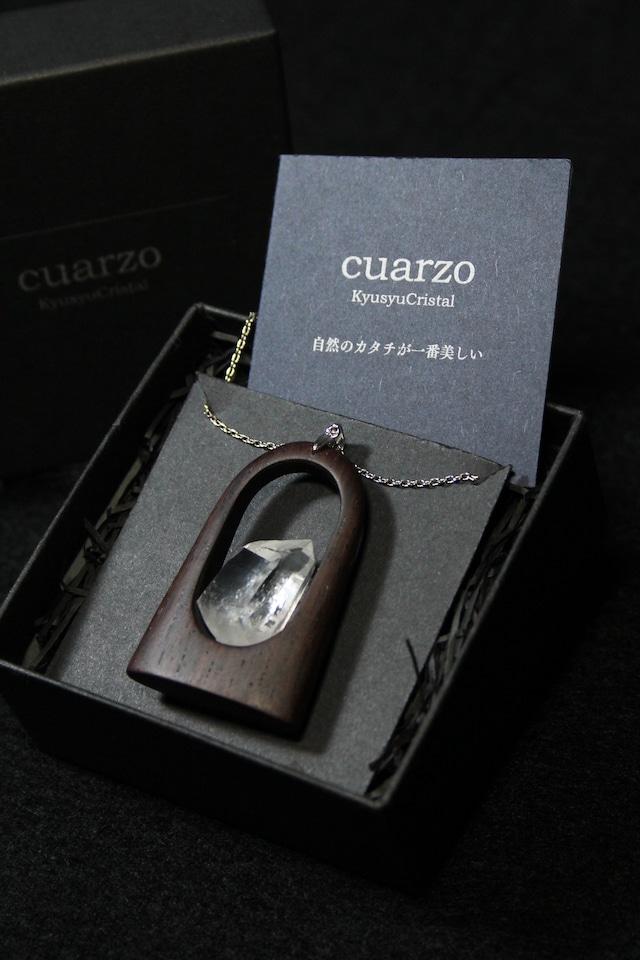 【125】宮崎クリスタル ローズウッドペンダント(虹入り)