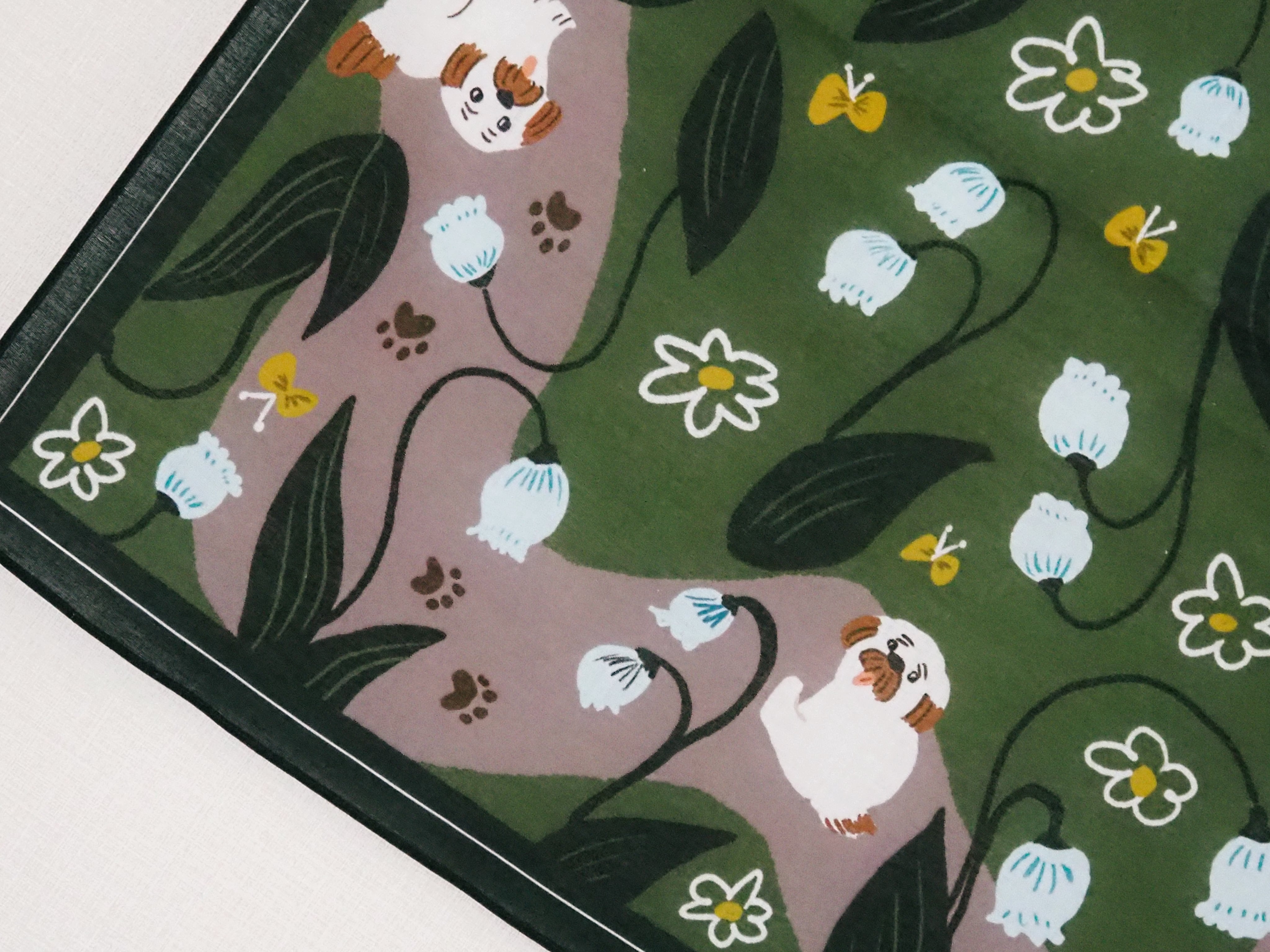 yukino 大判ハンカチ「Lily of the valley garden」