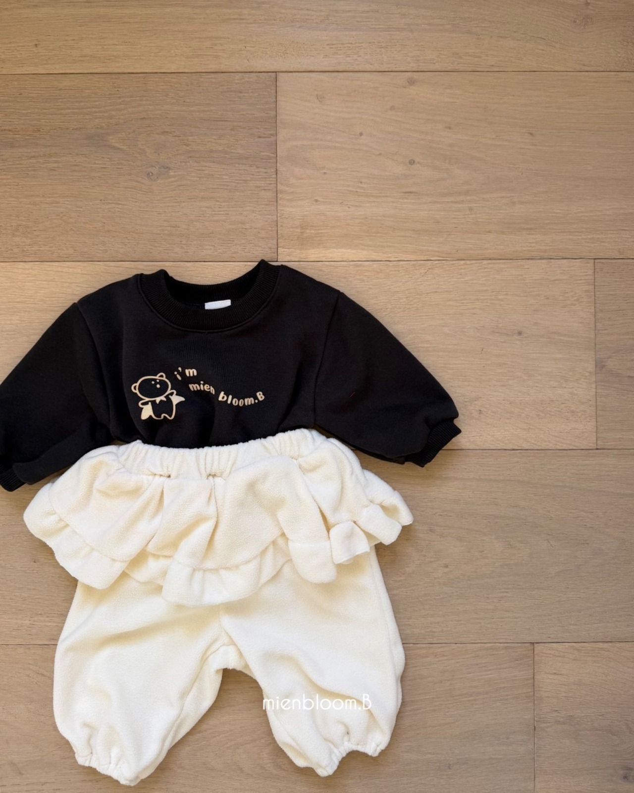 mien bloom B［取寄］pogny jogger pants 26winter