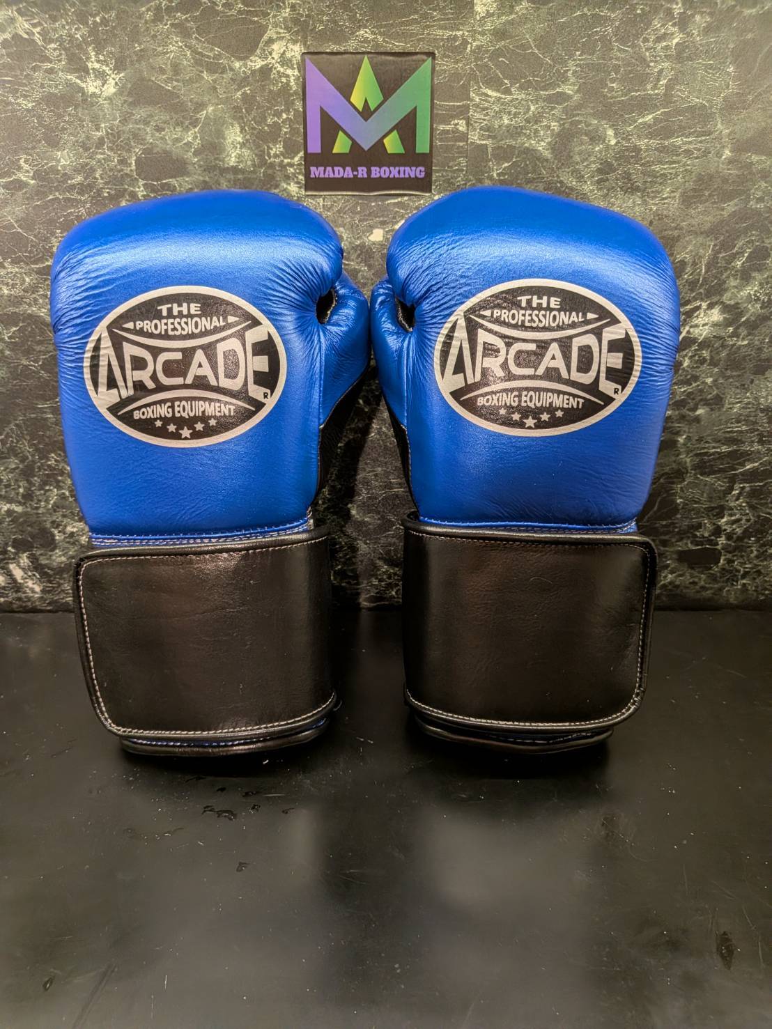 ボクシンググローブ12oz PROタイプ 10・12ozグローブ | MADA-R ＆ ARCADE JAPAN