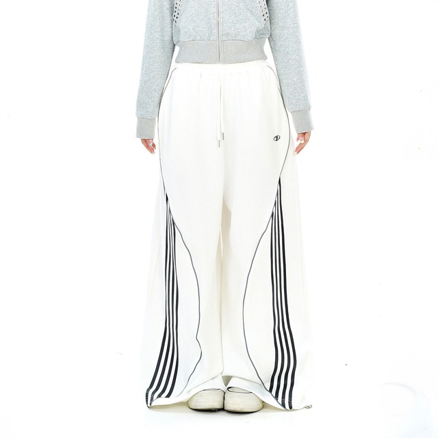 カーブパイピングスリーラインワイドパンツ 2col   R02755