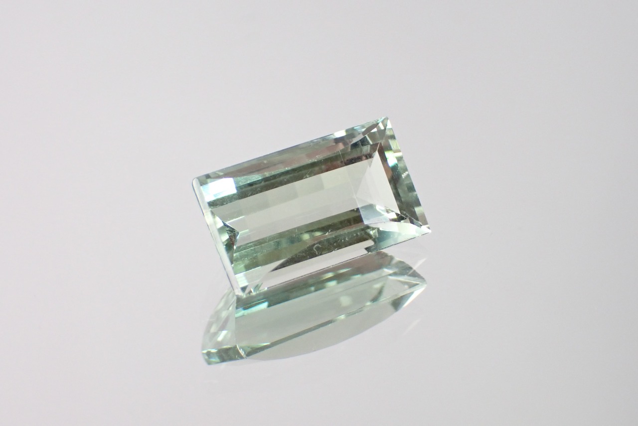 グリーンアメジスト　7.04ct　[C5‐368]