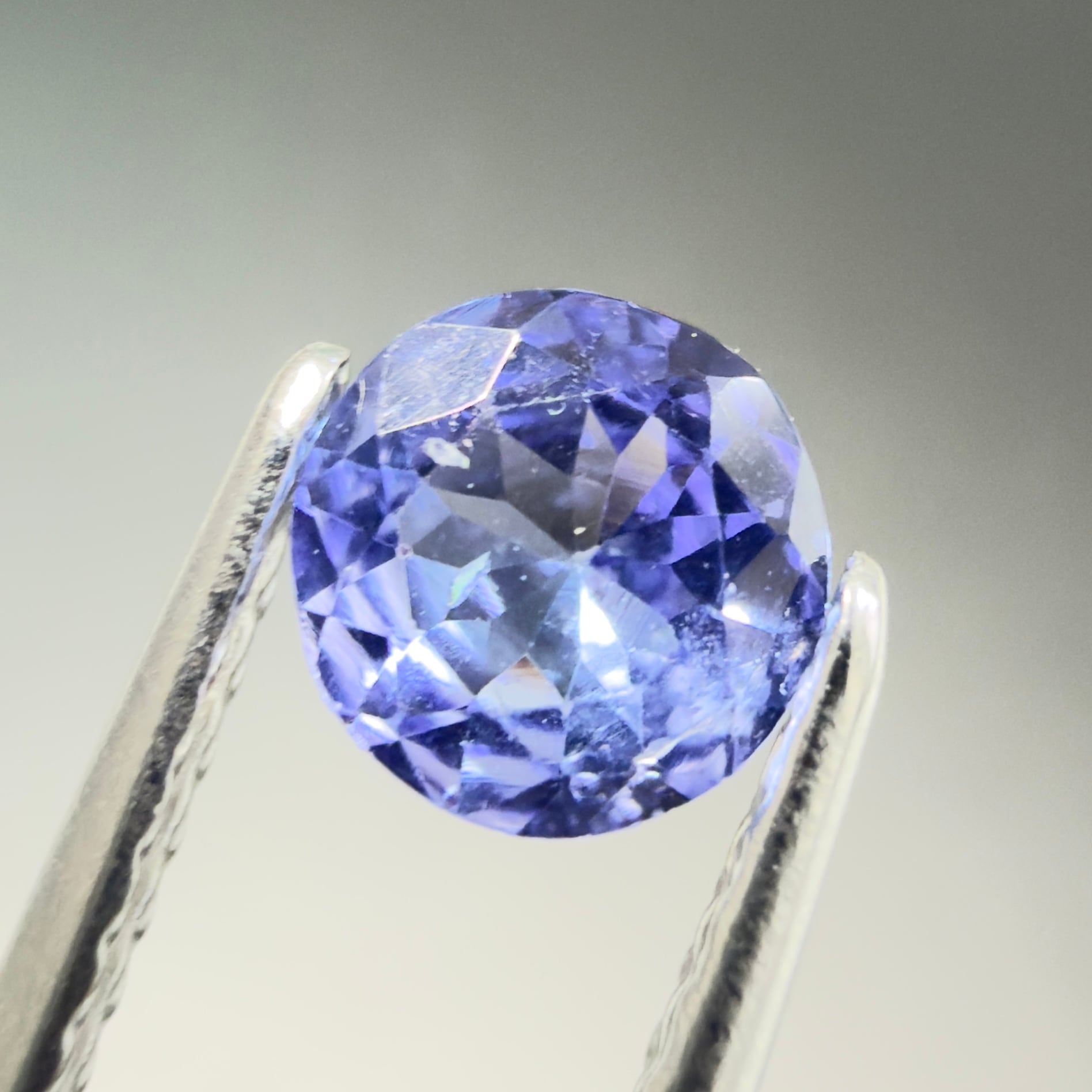 【タンザニア産】タンザナイトのルース タンザナイト】 ルース タンザニア産 0.41ct ② | たからいしルース