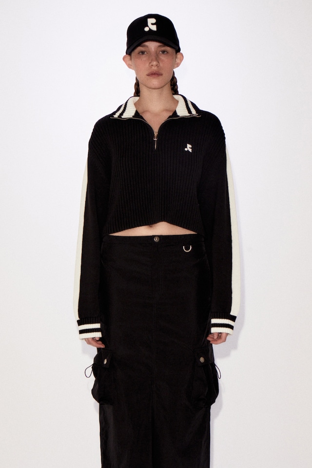 [rest & recreation] RR HALF ZIP-UP CROP KNIT TOP - BLACK 正規品 韓国ブランド 韓国ファッション 韓国代行