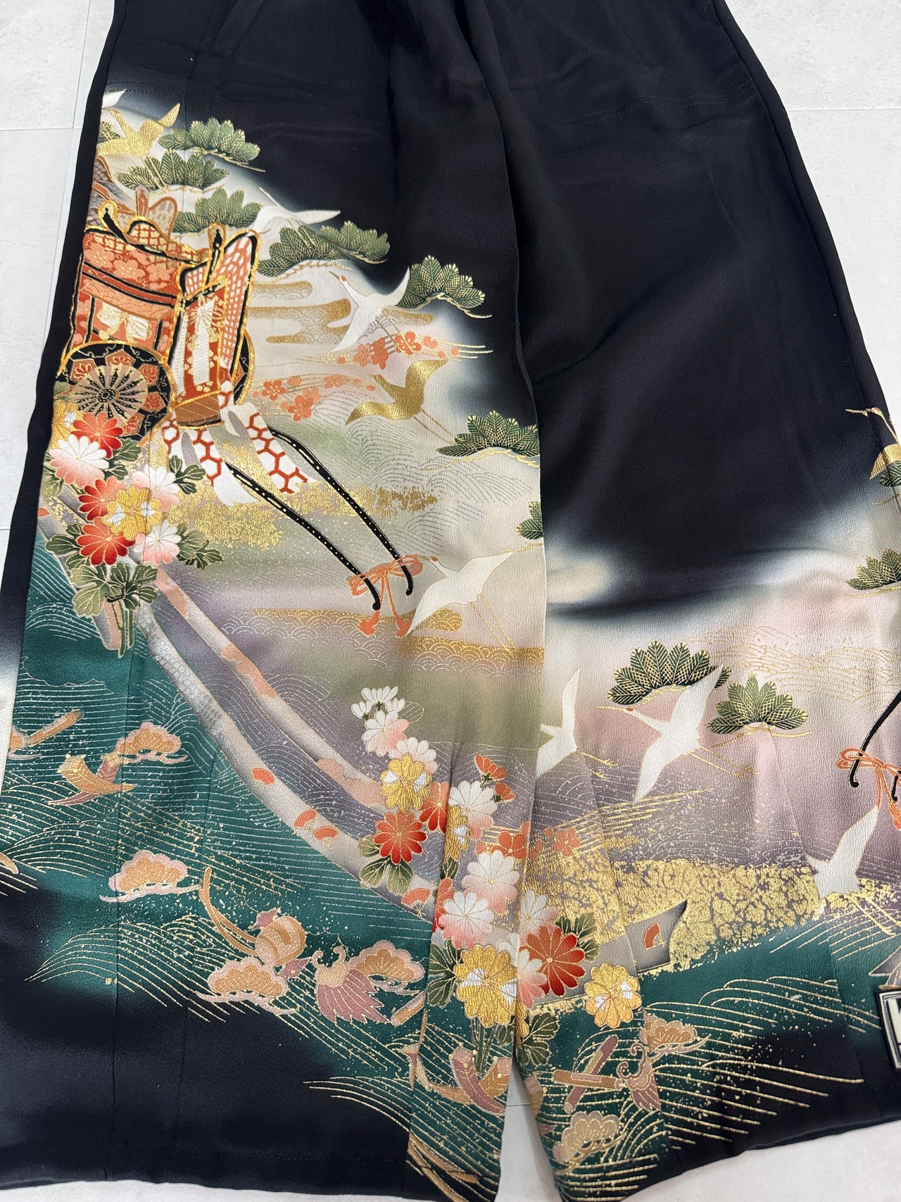 Black pants 640