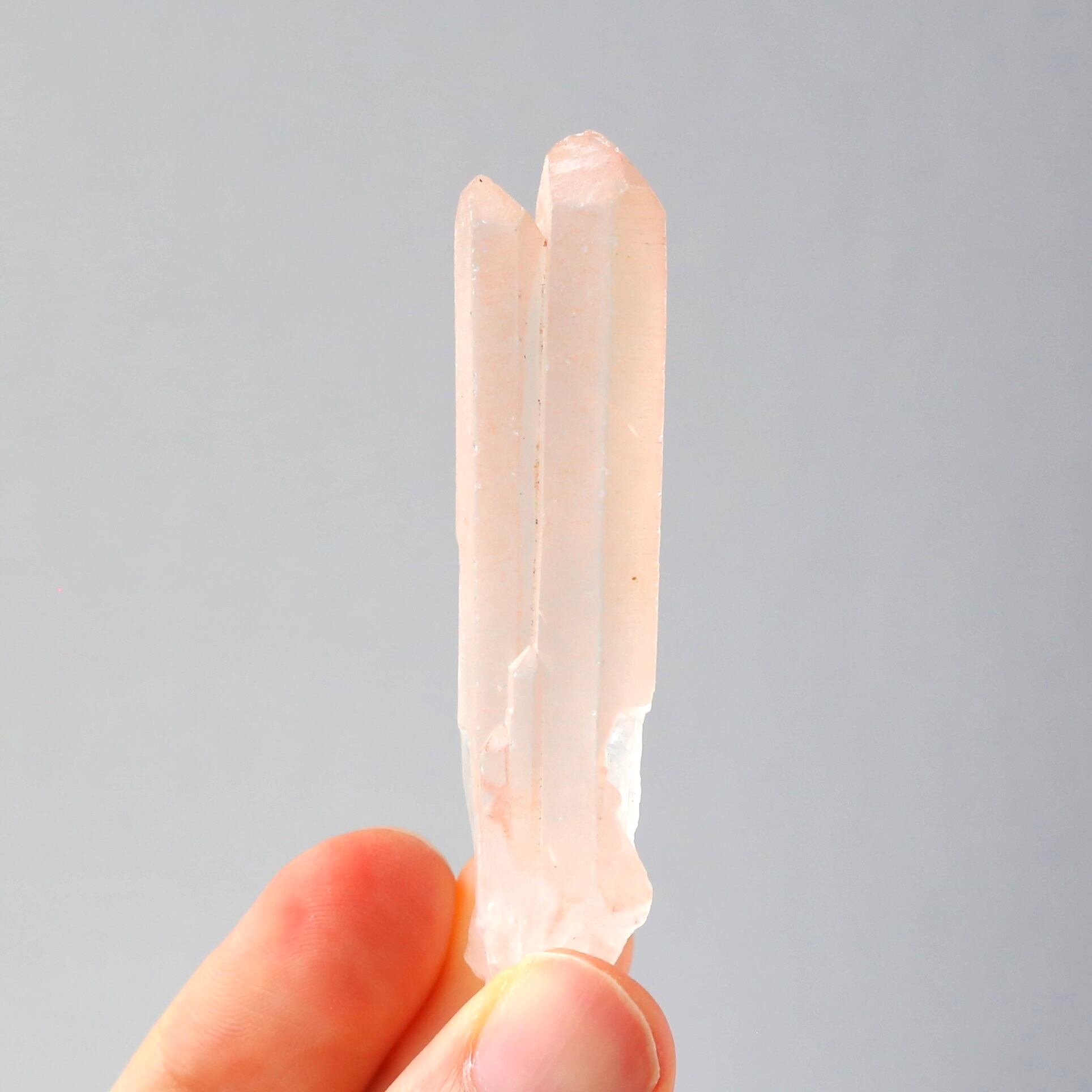 ソウルメイトツイン ピンククォーツ マダガスカル産 天然石 水晶 鉱物