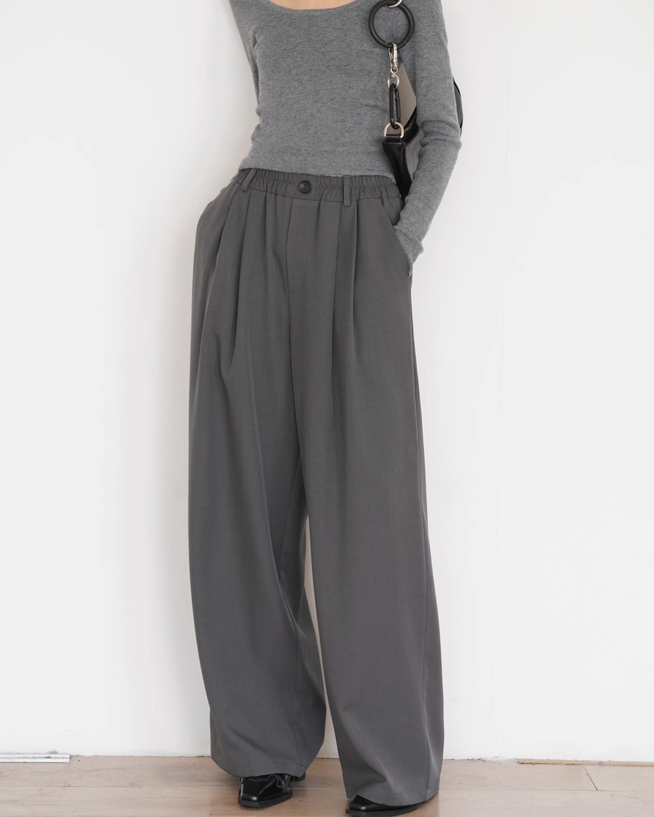 Tuck waist wide Pants　T20172