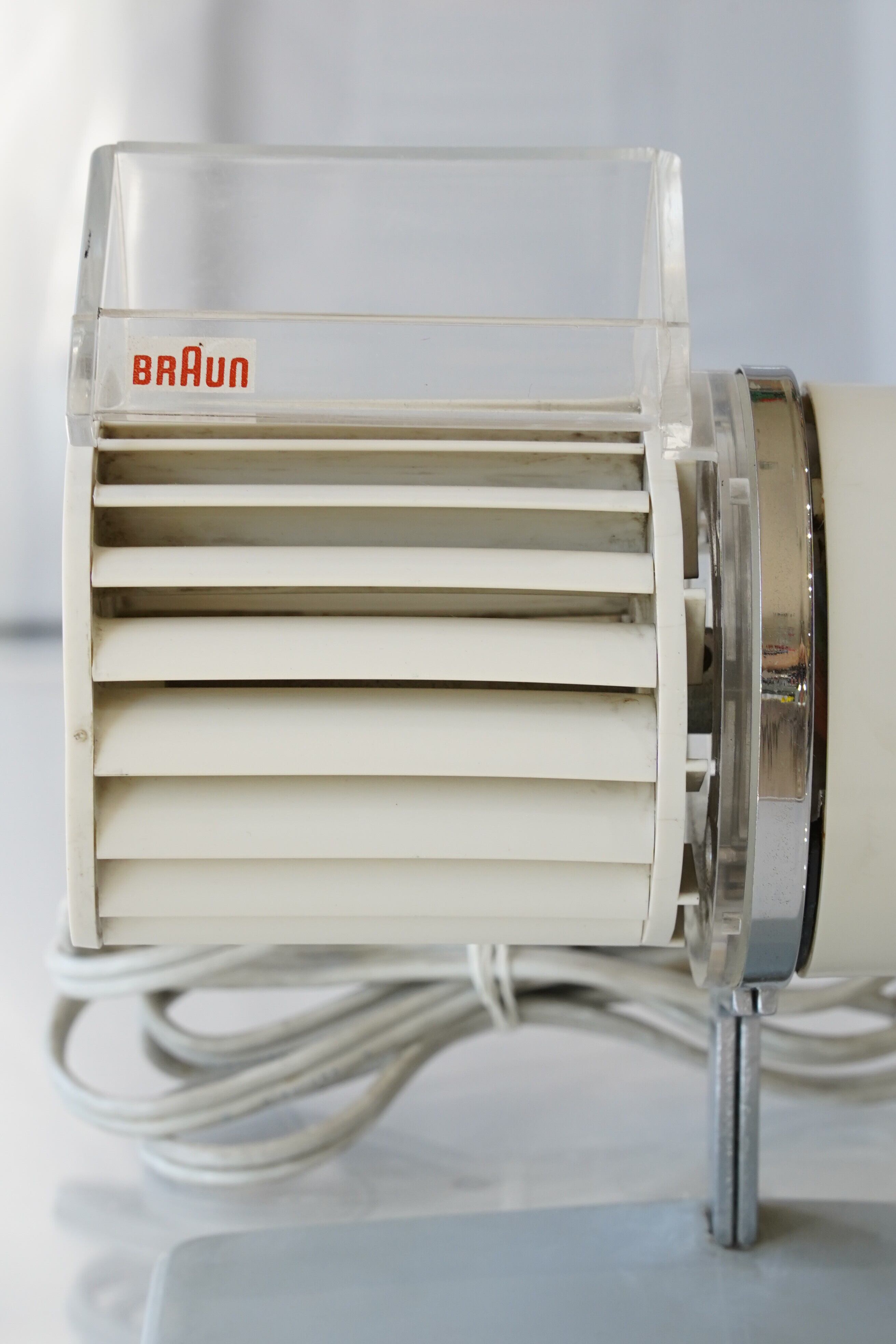 【動作確認済み】　ドイツ　BRAUN 卓上扇風機　ヴィンテージ　美品！ BRAUN HL1J（ブラウン）卓上扇風機 1961年製 Reinhold Weiss ミッド