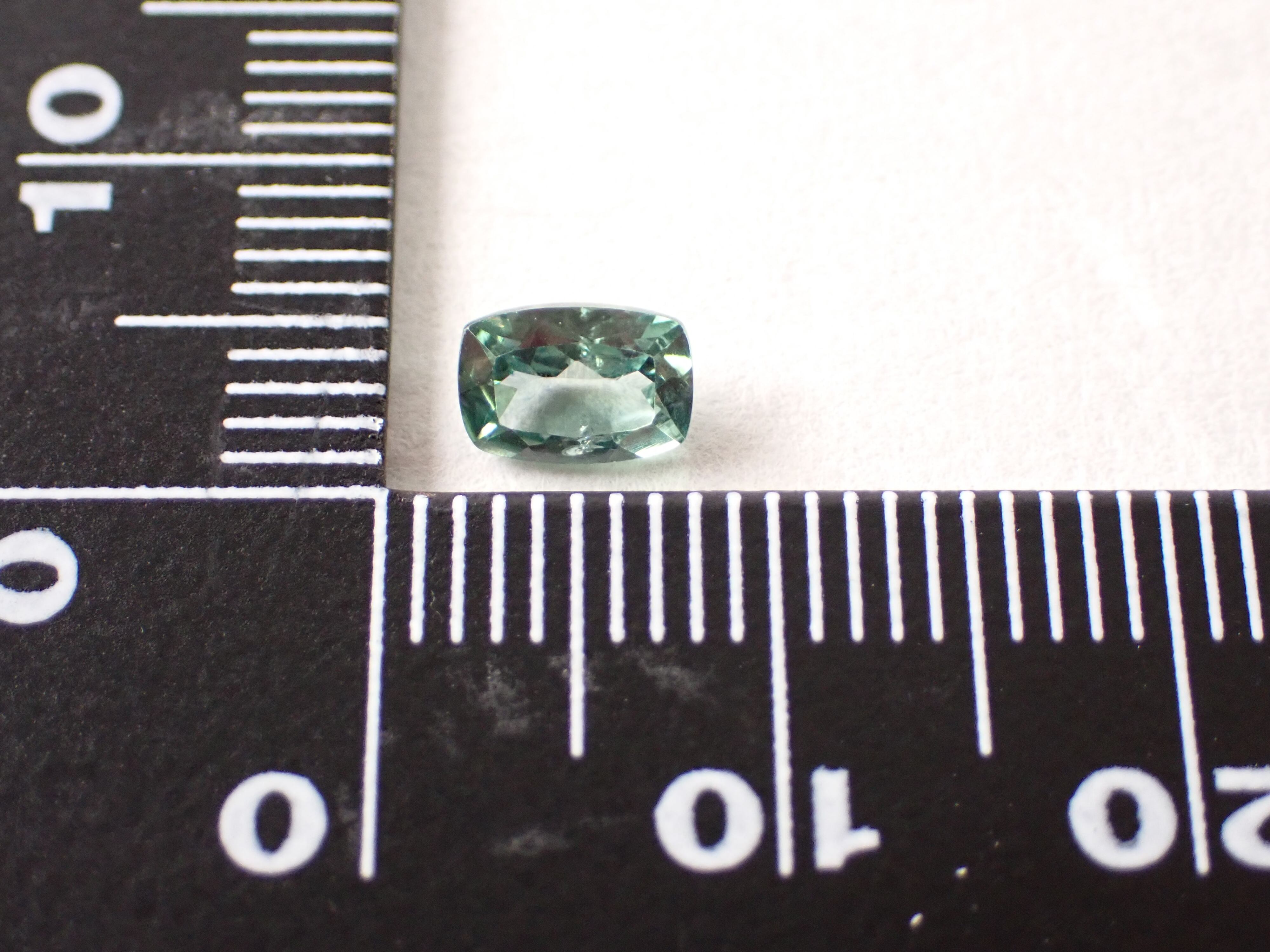 モンタナサファイア 0.73ct [B3−27] | differencee(ディファレンシー)