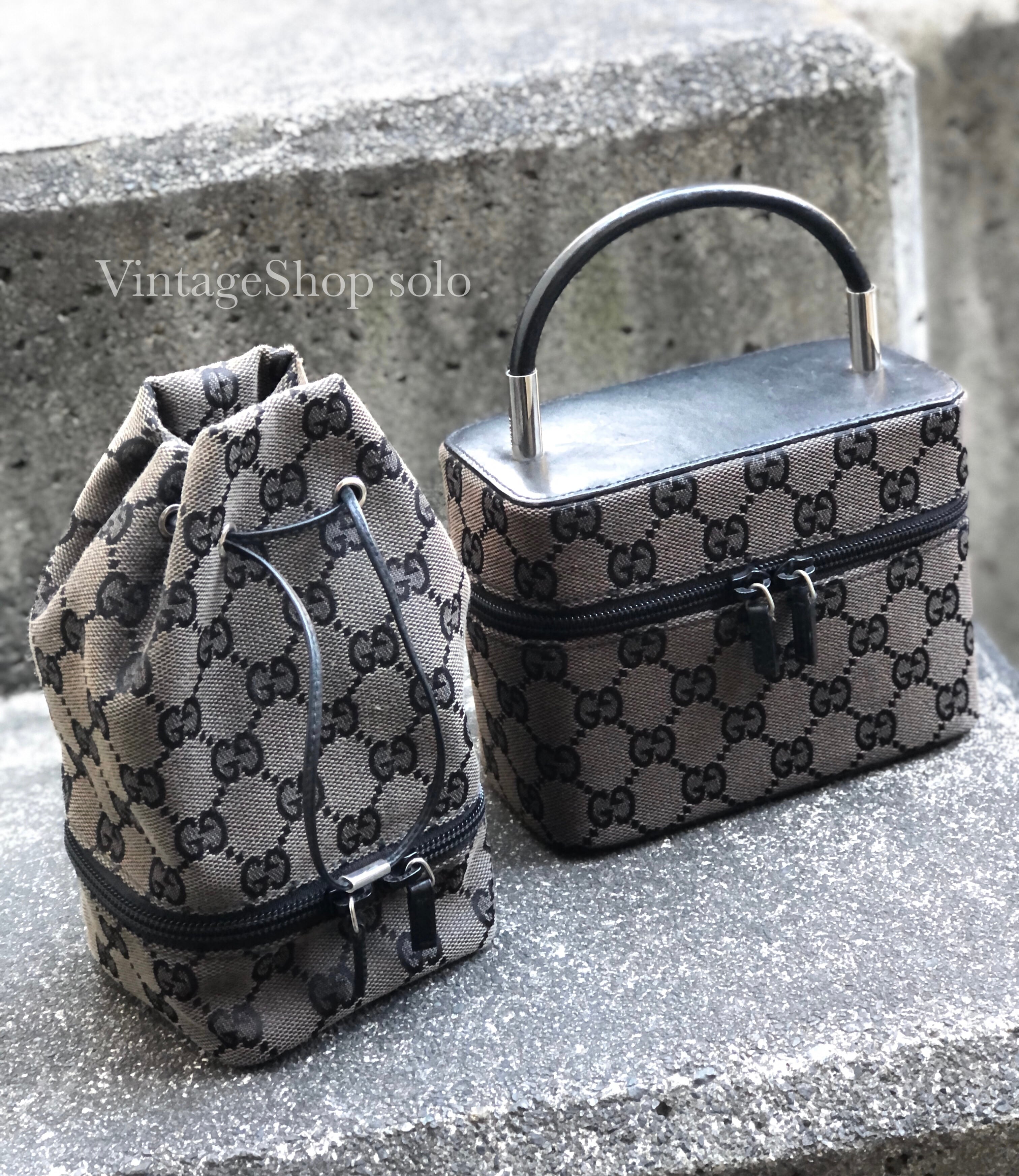 GUCCI グッチ　GGキャンバス　ミニバッグ　巾着　ポーチ　ハンドバッグ　ブラック　vintage　ヴィンテージ　オールドグッチ　cxne44 |  VintageShop solo powered by BASE