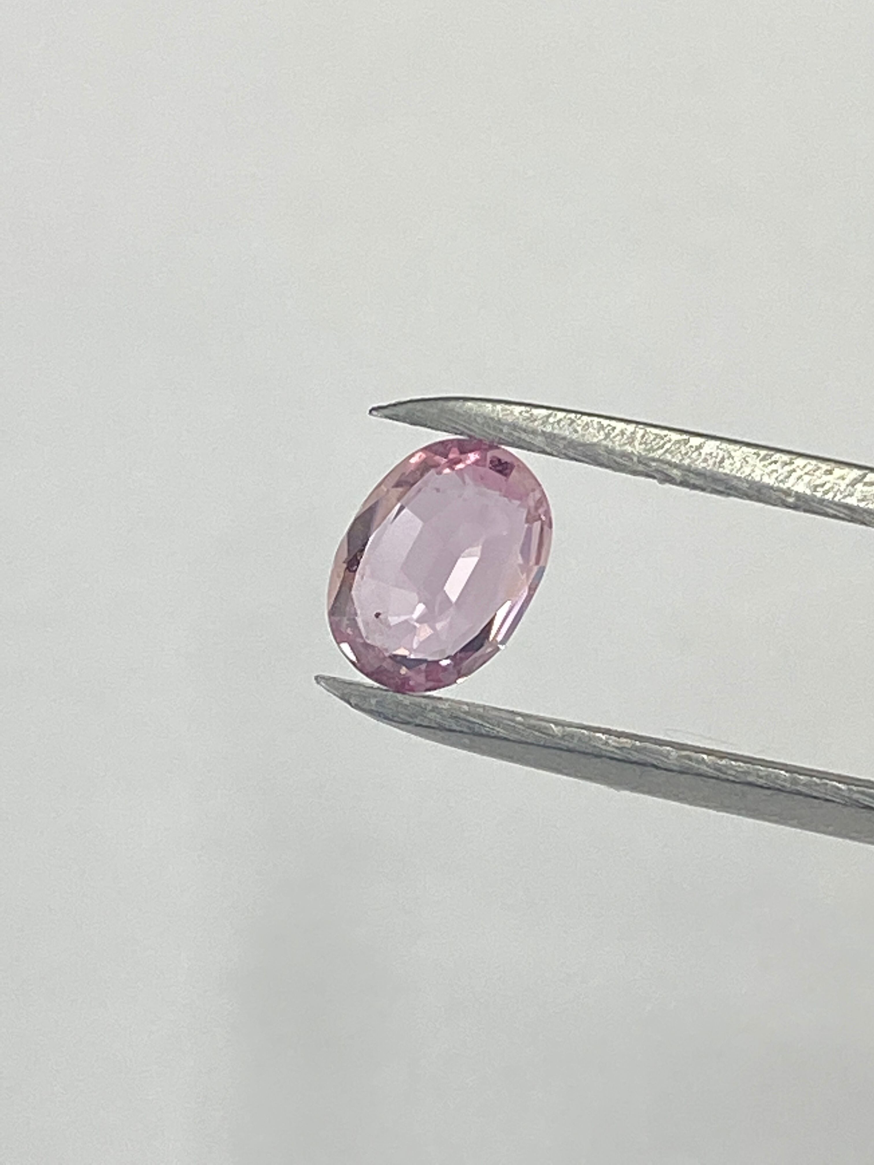 パパラチャサファイア　0.863Ct DGL鑑別付き