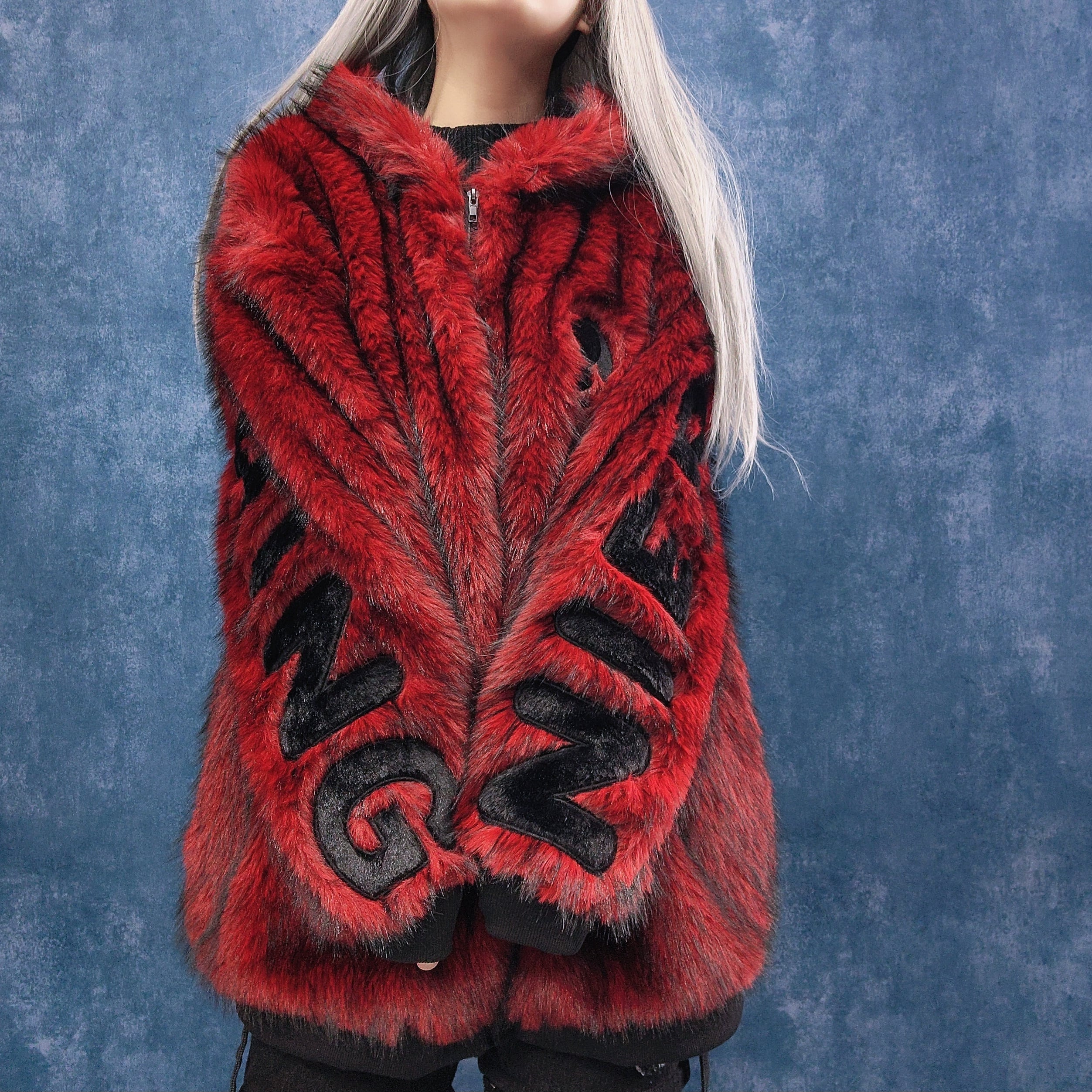 超ふわもこOVERSIZE BLOOD SHADOW FUR OUTER | NIER CLOTHING