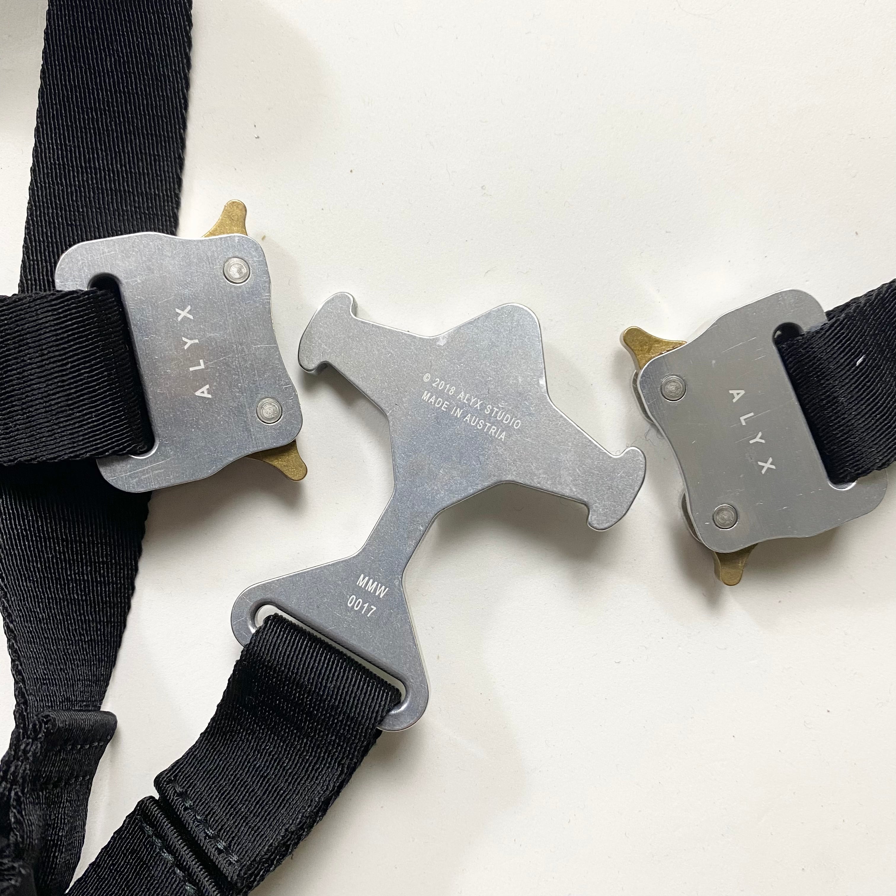 1017 ALYX 9SM leather harness bag | NOIR ONLINE