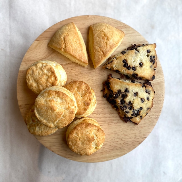 【水・日曜　発送】大人気！ 自家製ビスケット／スコーン（2種） の3点セット【Bakery】
