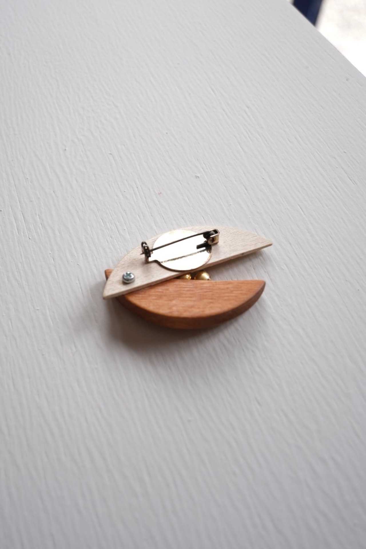 Aarikka double moon brooch - white + beige