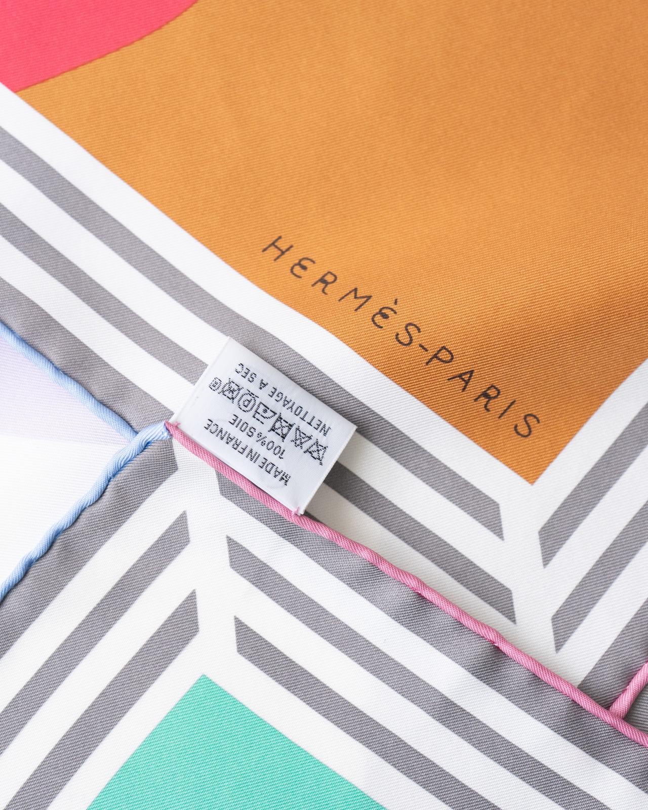 〈Hermès〉Carres 90 Scarf