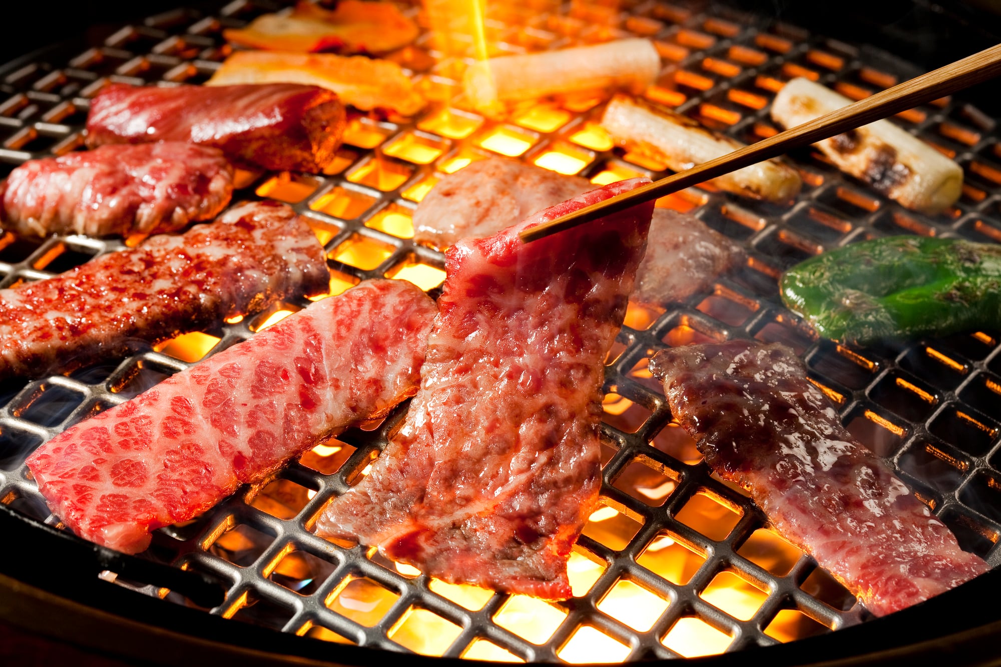 三代目にお任せ焼肉セット 2.4kg (12人前〜13人前) | 阿波黒牛の