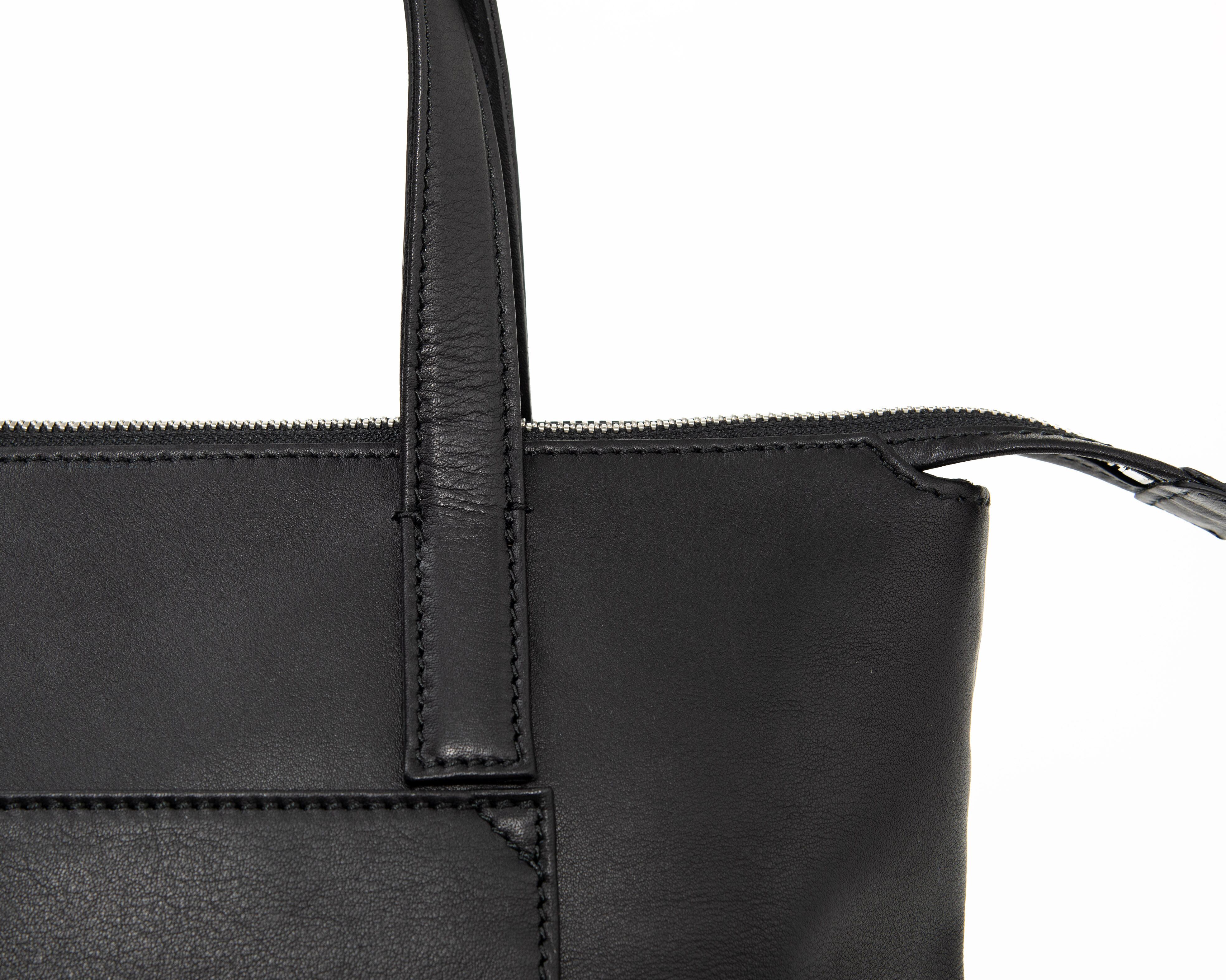 ソフィスティケートカジュアルに【NK052】 | 日本製のバッグ・革小物