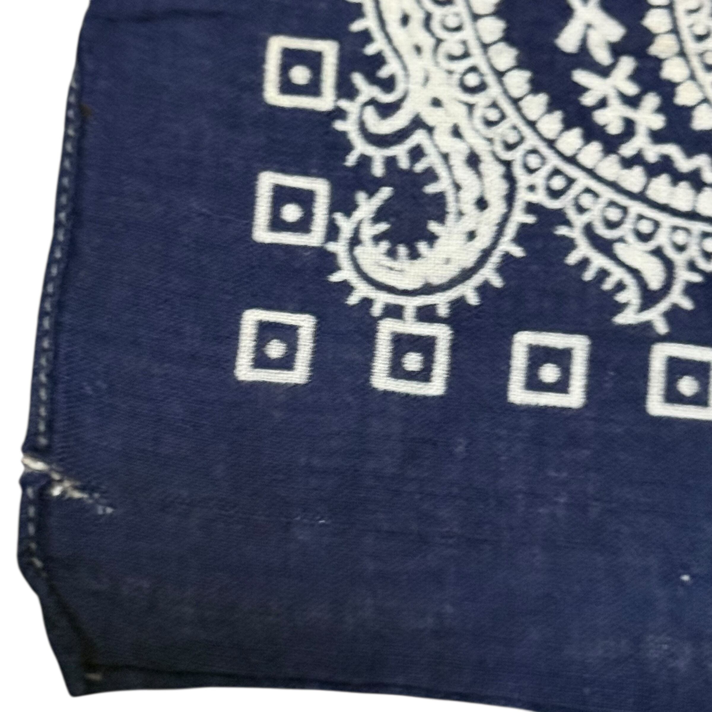 ジェイアダムス着用 VINTAGE Bandana cross Paisley navy made in USA