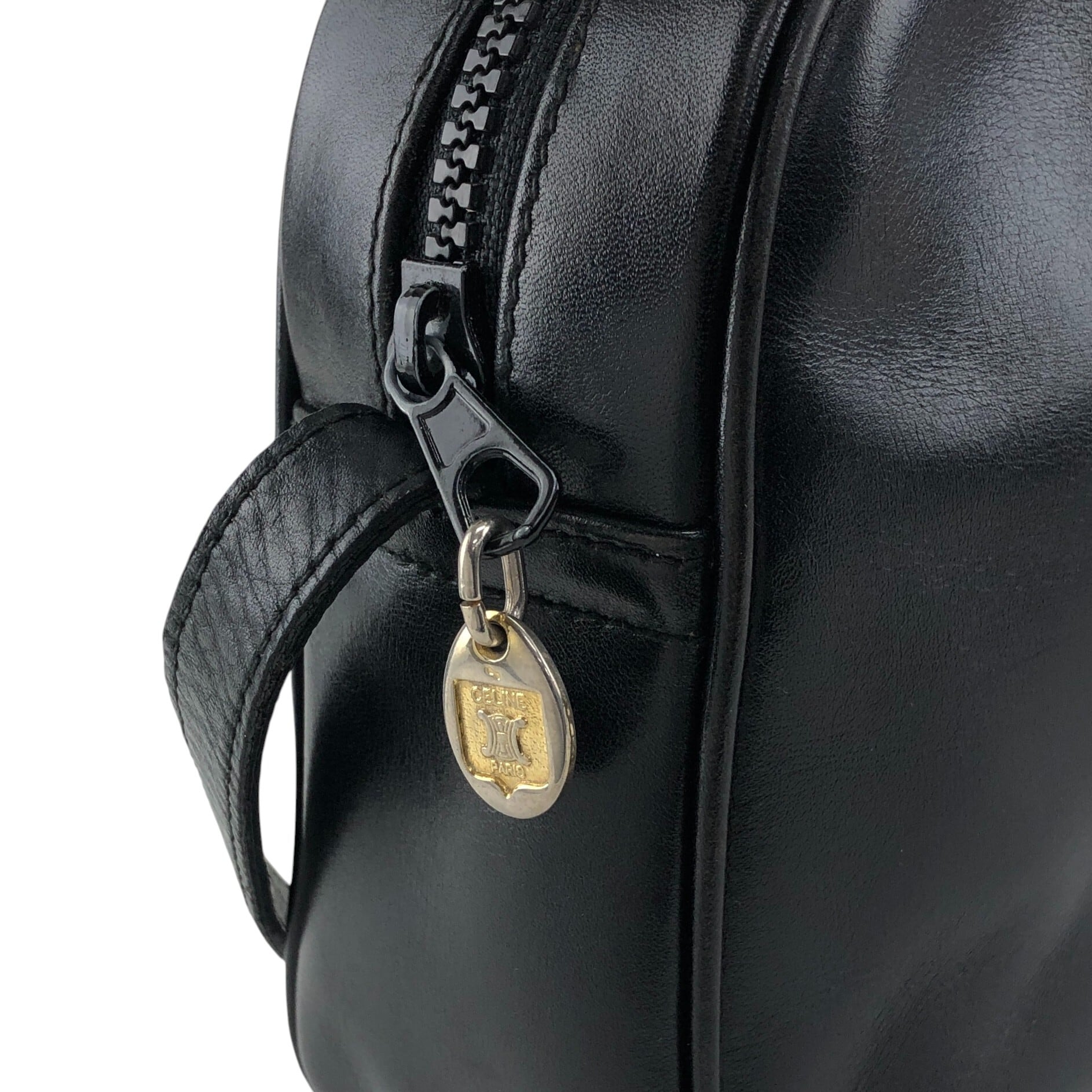 CELINE セリーヌ ショルダーバッグ ブラック ブラゾン型押し レザー