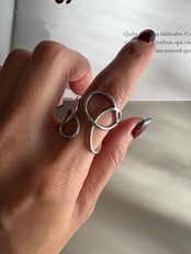 ループアートリング